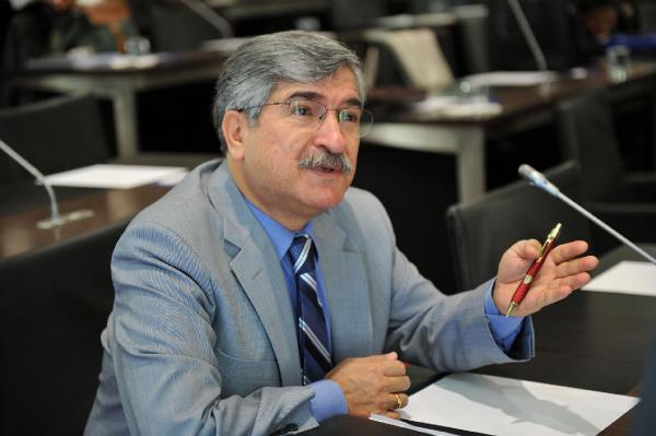 CHP'li Sağlar: Türkiye sallanıyor