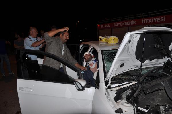 Düğün dönüşü kaza: 5 yaralı