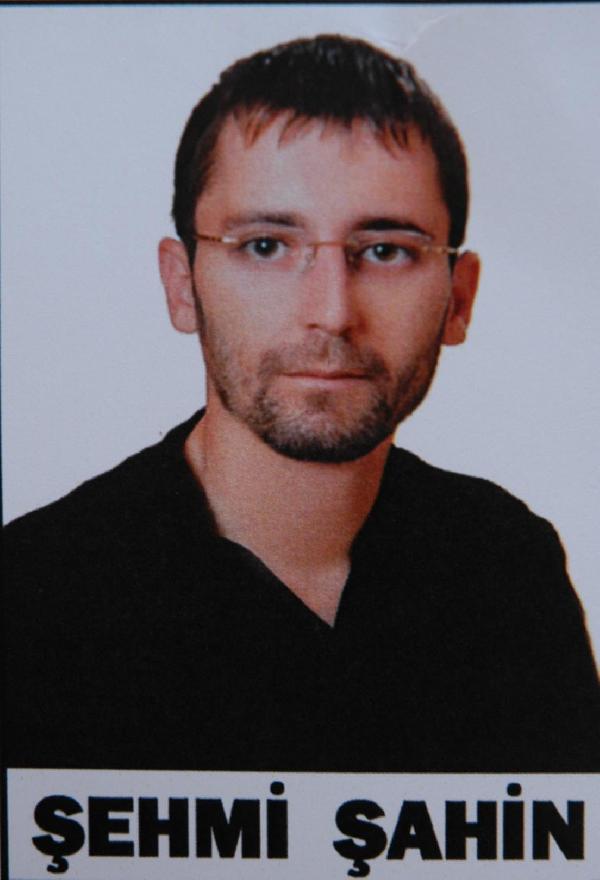 Sedat Şahin'in oğlu toprağa verildi