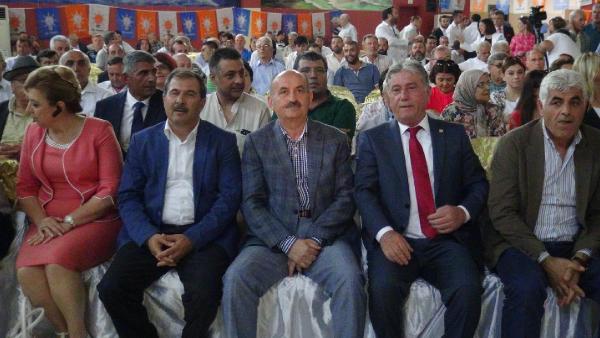 Müezzinoğlu: Kaosun nedeni başkanlık sisteminin olmaması