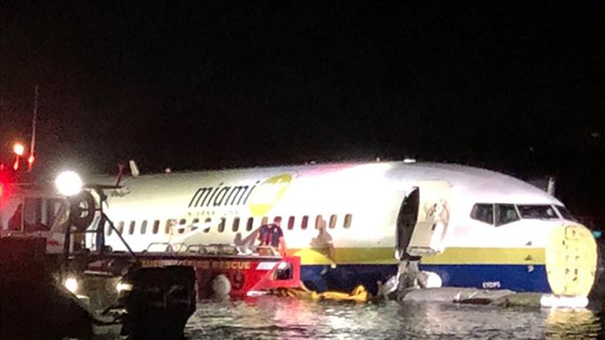 Boeing 737 uçağı pistten çıktı