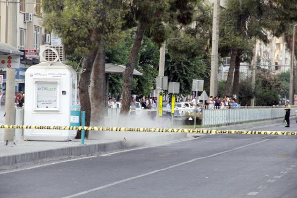 Otobüs durağında şüpheli çanta