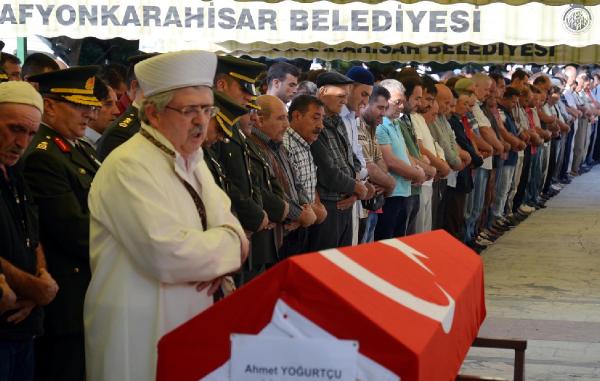 Astsubay izin dönüşü kazada öldü (2)
