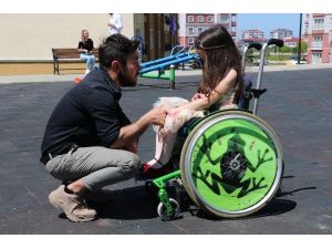 Çağlar Öğretmen ve Zeynep'in tangosuna destek yağdı