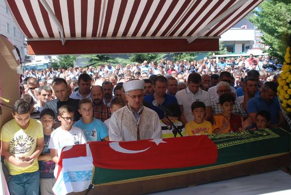Ameliyat sonrası komaya giren 11 yaşındaki Muhammet, yaşam savaşını kaybetti