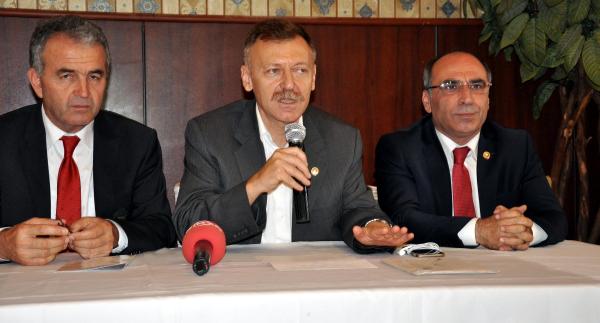 CHP'li vekiller, koalisyonun neden kurulamadığını Anadolu'yu dolaraşak anlatıyor