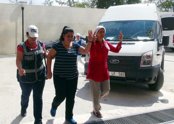 Elazığ'da gözaltına alınan 16 HDP ve DBP'li adliyede