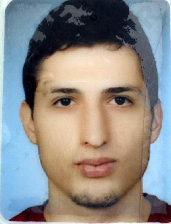 Boğulma tehlikesi geçiren 3 çocuğunu kurtarırken öldü, 1 oğlu kayıp