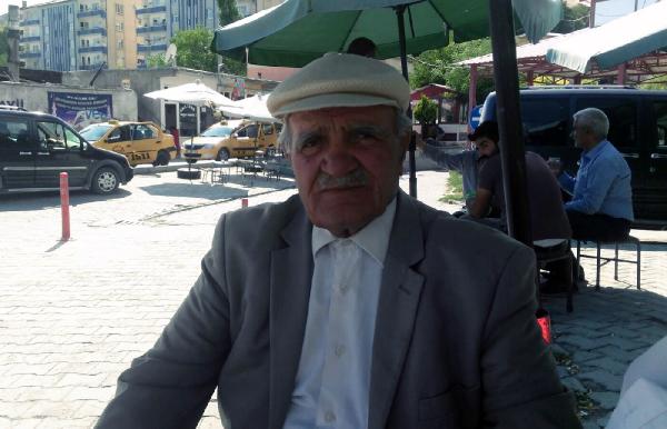 54 yıldır muhtarlık yapıyor
