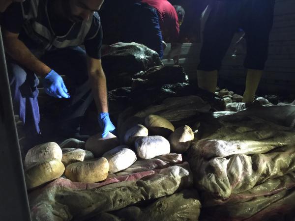 Kamyon kasasında 90 kilo esrar ele geçirildi