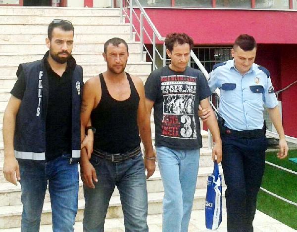 Telefon dolandırıcıları, çaldıkları 30 bin liralık altınla yakalandı