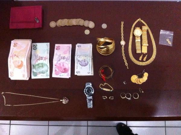 Amcasının evini soydu, tatil yaparken yakalandı