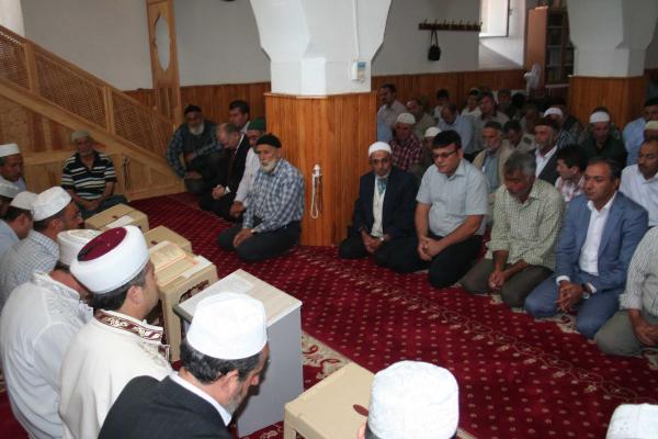 Şehit Latif Adıgüzel için mevlit okutuldu, yemek verildi