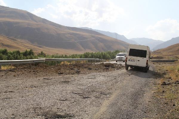 Başkale'de askeri araca mayınlı saldırı