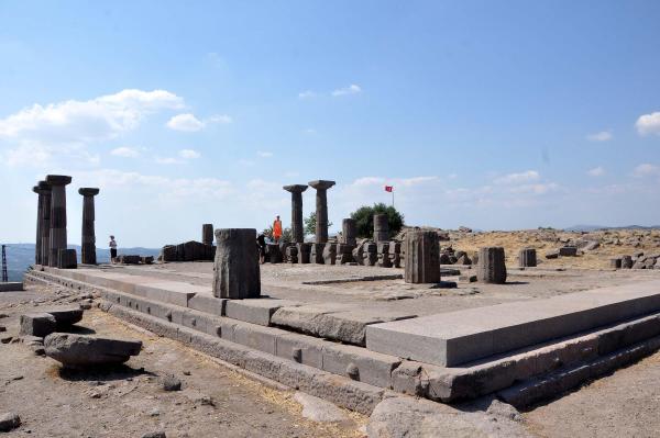 Çanakkale'deki ören yerleri turizmin gözbebeği oldu