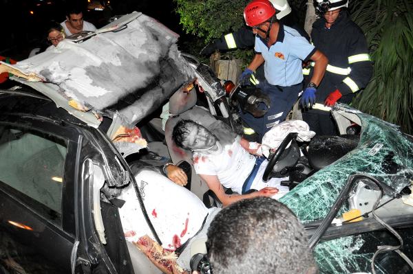 Bodrum'da hatalı sollama kaza: 1 ölü, 5 yaralı