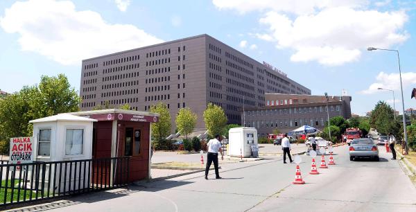 Bakırköy Adalet Sarayı'nda yangın