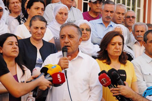 'Kepenk kapatma' çağrısı yapan DBP Diyarbakır İl Başkanı gözaltına alındı(2)