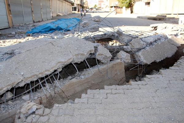 Silopi'de zırhlı araca bombalı tuzak: 4 polis yaralı (2) - yeniden