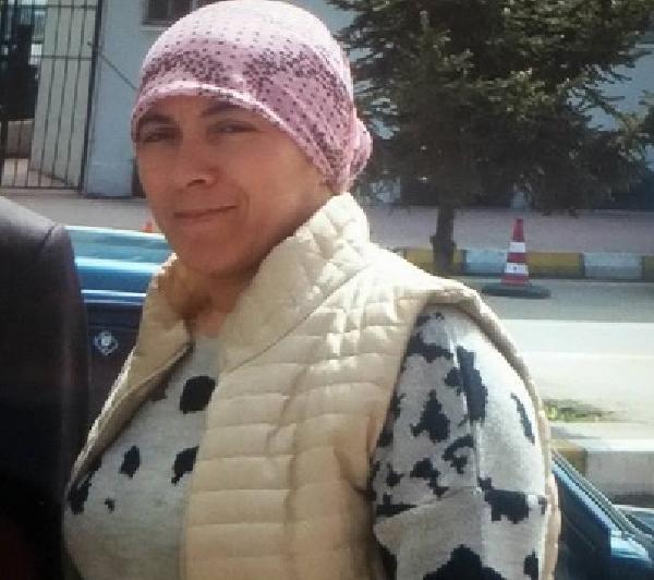 Görele'de ayrı yaşadığı eşini sokakta öldürdü