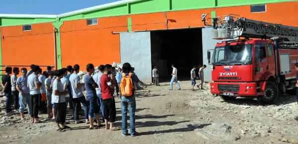 Sivas'ta tekstil fabrikasındaki yangın