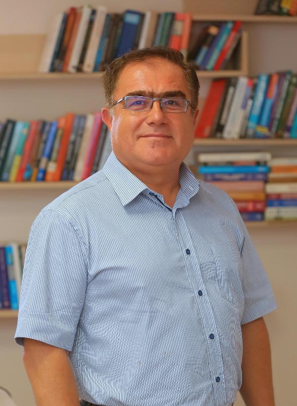 Prof. Dr. Özdemir'den kriz uyarısı: Dövizle borçlanma, cebindekini harca