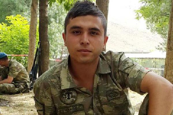 Muş'ta trafik kazasında ölen uzman çavuşun Denizli'deki evine ateş düştü