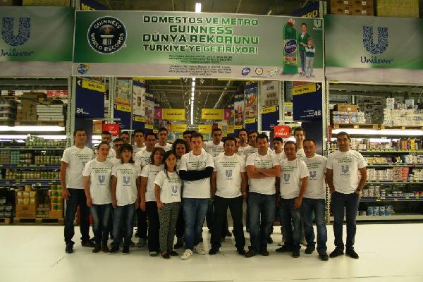 Domestos ve Metro, Guınness rekoru kırdı