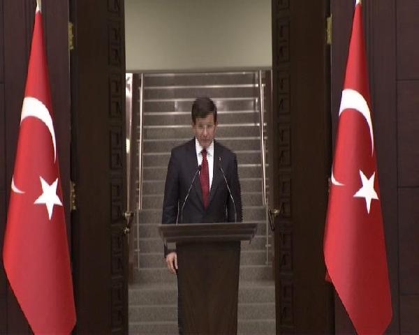 İşte Davutoğlu'nun açıkladığı Geçici Bakanlar Kurulu