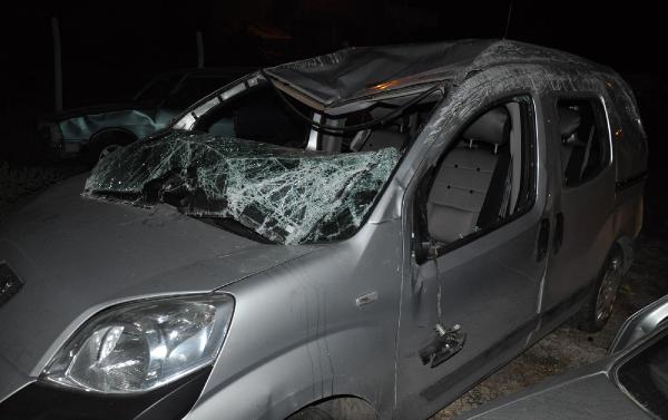 Sivas'ta trafik kazası: 1 ölü, 2 yaralı