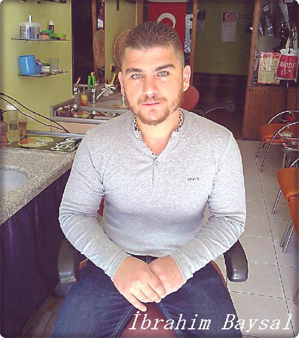 Kavga eden kardeşine yardım ederken öldürüldü
