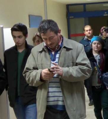 Bağışladığı babasının organlarını görüntüledi
