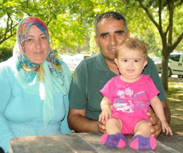 Azra ve Kübra bebek, 1'er gün arayla ilik nakli olacak
