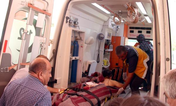 Şırnak'taki olaylarda yaralanan genç, Diyarbakır'a sevk edildi