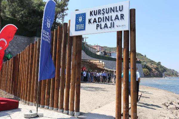 Gemlik'te 'Kadınlar Plajı' törenle hizmete girdi