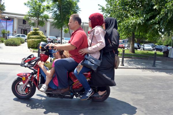 Suriyelilerin tehlikeli yolculuğu