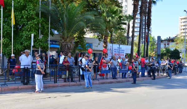 Adana'da 30 Ağustos'a sönük kutlama