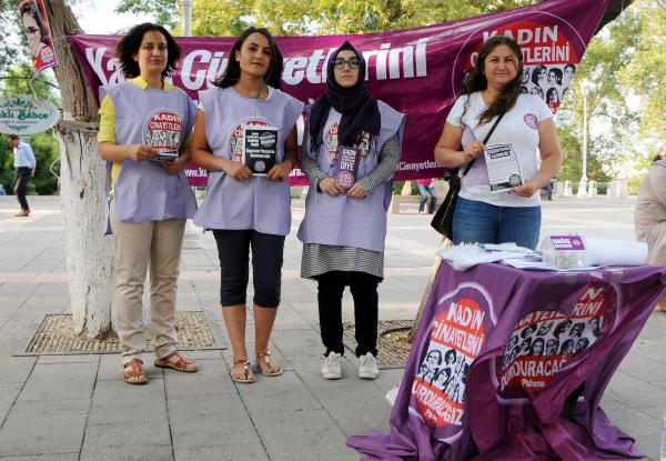 Gaziantep’te kadın cinayetleri protesto edildi