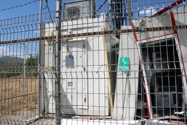 PKK, Bingöl'dek televizyon ve GSM vericilerine roketle saldırdı