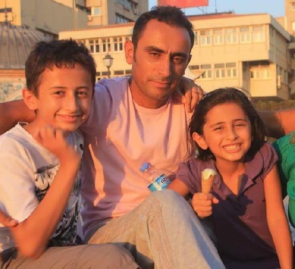 Hafif ticari araç TIR'a çaptı: 1'i çocuk, 3 kişi öldü