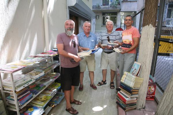 Tarık Dursun'un kitapları gitti