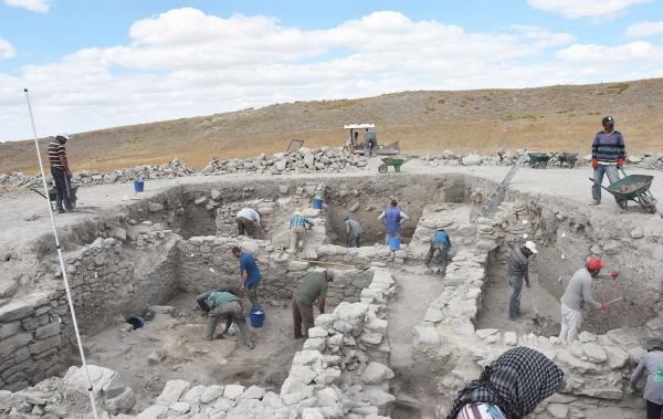 Yassıhöyük’te yerleşim M.Ö. 1700’lere kadar iniyor