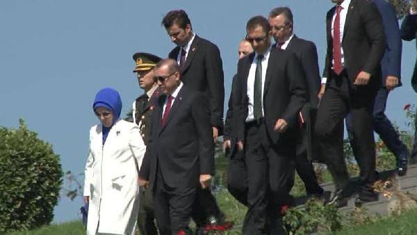 Cumhurbaşkanı Erdoğan, helikopterle Tuzla'ya geçti