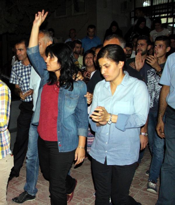 Nusaybin Belediye Başkanı Kaya, gözaltına alındı (3)