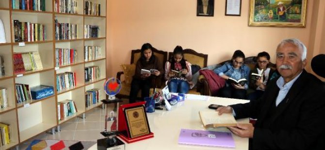 Gurbetçiden memleketine halk kütüphanesi
