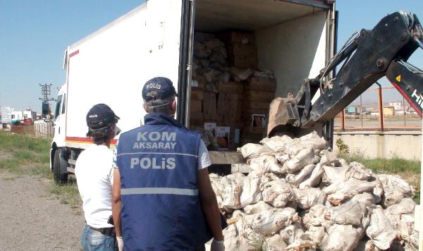 Sakatat arasında kaçak sigara sevkiyatı polise takıldı