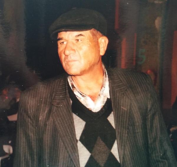Çoban arazide ölü bulundu