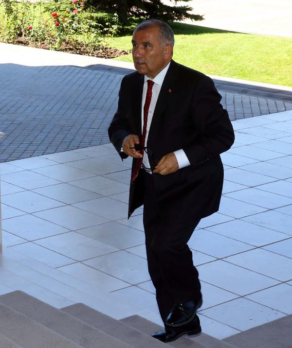 Geçici Bakanlar Kurulu ilk kez toplandı