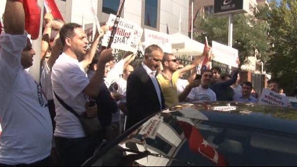 Ekrem Dumanlı: Yezidlere boyun eğmek yok