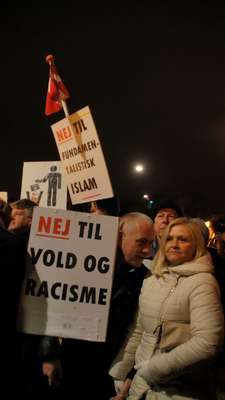 Pegida yürüyüşüne bu kez katılım fazla oldu